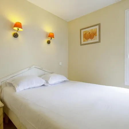 Aparthotel Résidence Pierre&vacances Le Domaine De Bordaberry 4*