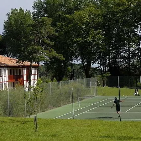 Pierre & Le Domaine De Bordaberry