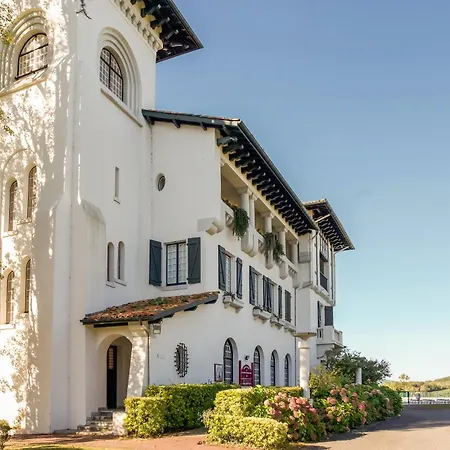 شقة فندقية Pierre & Le Domaine De Bordaberry 4*