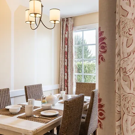 Pierre & Le Domaine De Bordaberry 4* אורונייה