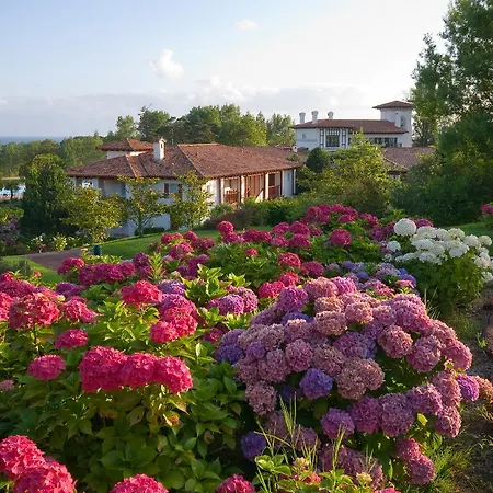 Pierre & Le Domaine De Bordaberry Hotel apartamentowy