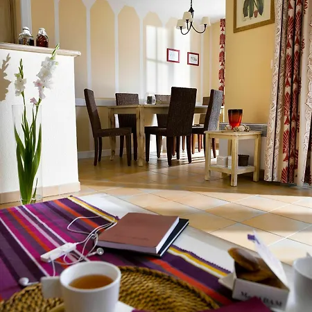 Hotel apartamentowy Pierre & Le Domaine De Bordaberry Urrugne