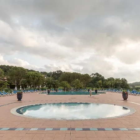 Pierre & Le Domaine De Bordaberry אורונייה