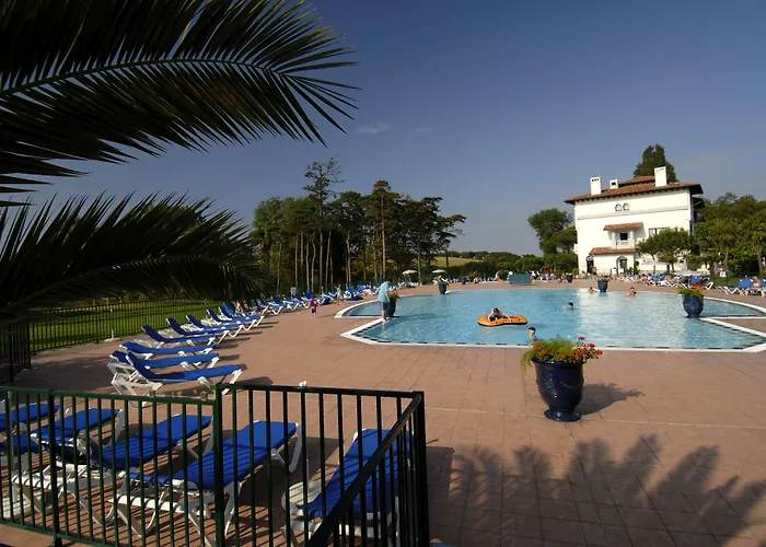 Pierre & Le Domaine De Bordaberry 4*