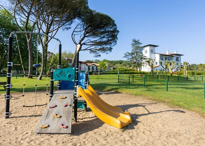 شقة فندقية Pierre & Le Domaine De Bordaberry